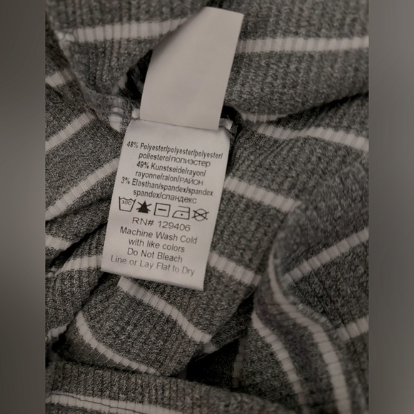 VENUS WOMENS LONG SLEEVE STRIP GREY COWEL NECK TOP WITH KEYHOLE FRONT SIZE MED - Picture 5 of 5